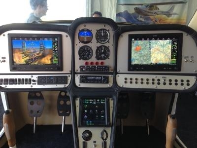 flight-Design-C4-Garmin-Panel-0414a