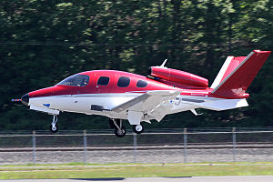 300px-Cirrus_Vision_SF50(N280CJ)_(4632096346)