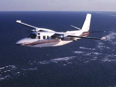 Aero-commander-twin-1006a